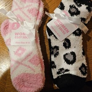 Pink and Black Women's Cozy Socks (2 -2 Packs)